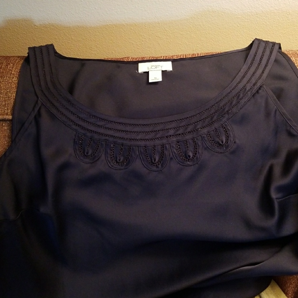 Navy sleeveless top